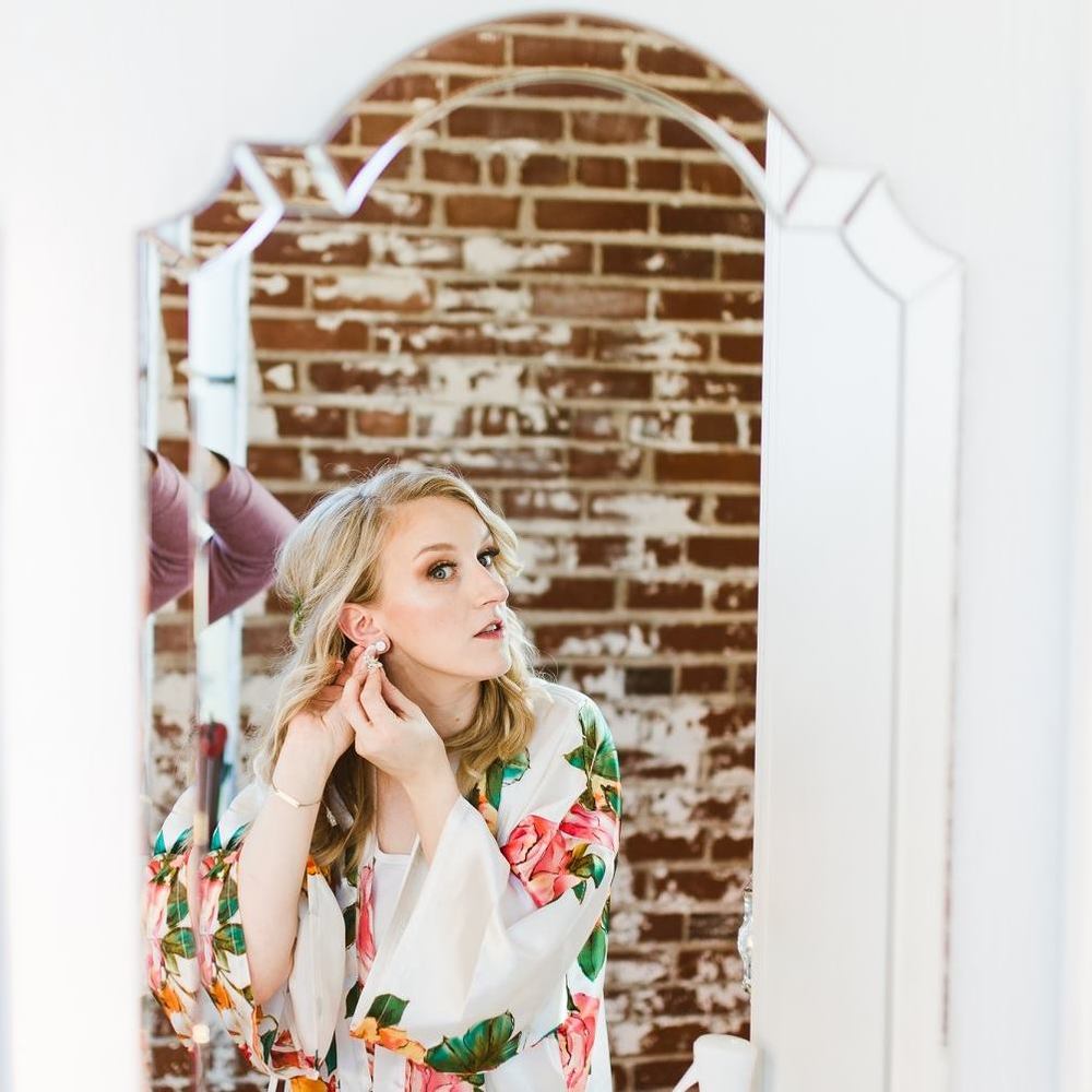 Meet your Posher, Elizabeth